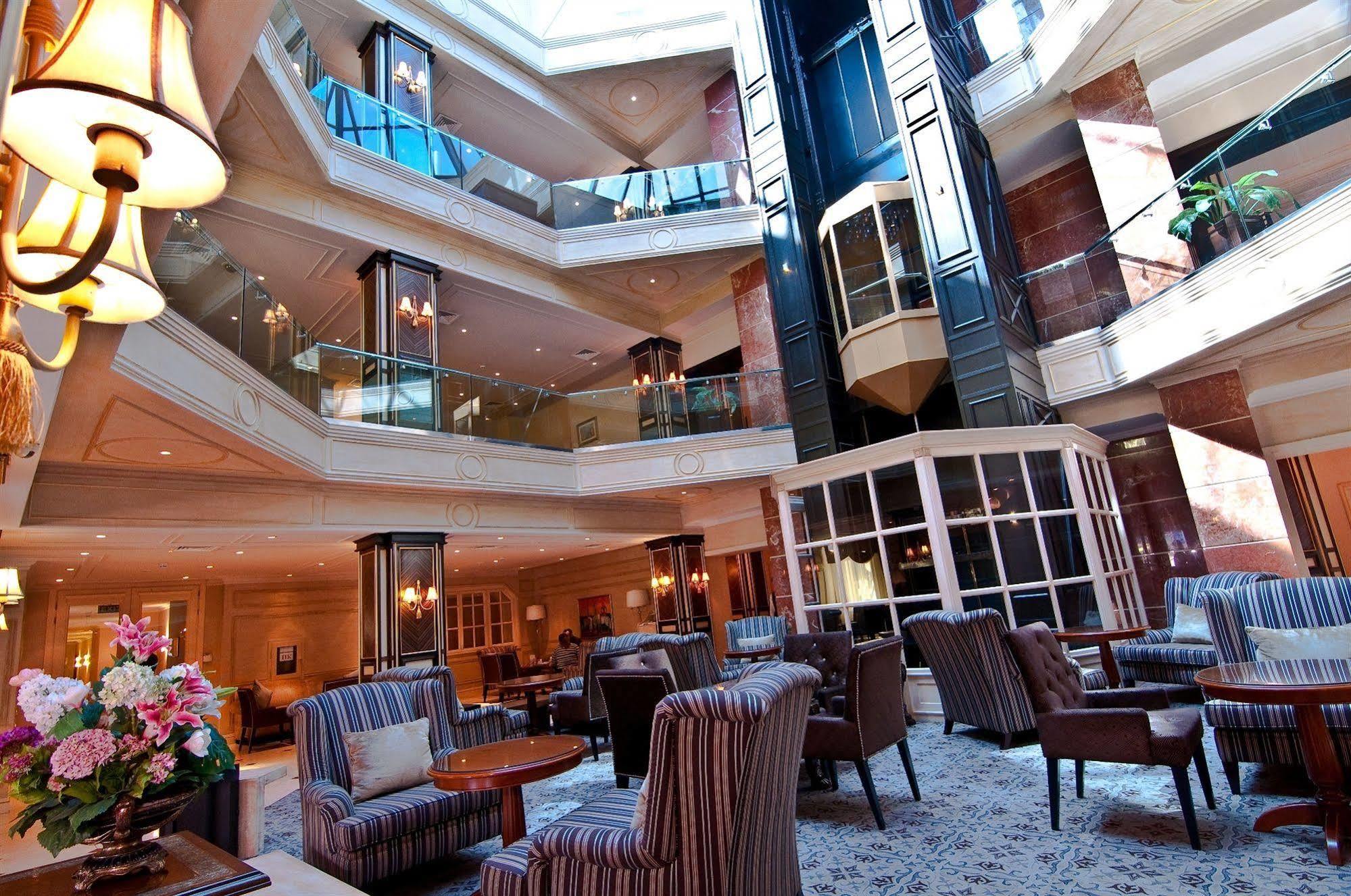 Grand Tien Shan Hotel Alma-Ata Restaurang bild